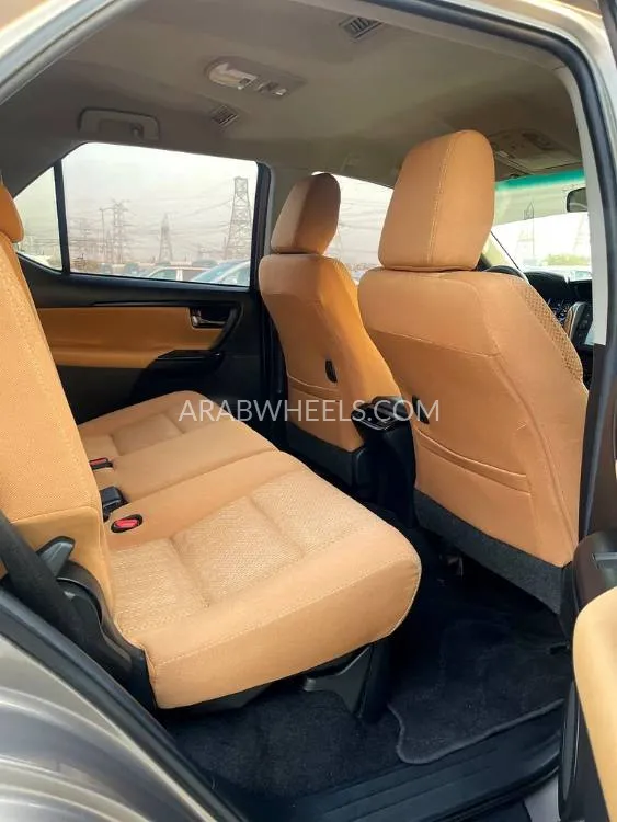 Toyota Fortuner 2022 for Sale in Dubai Image-8