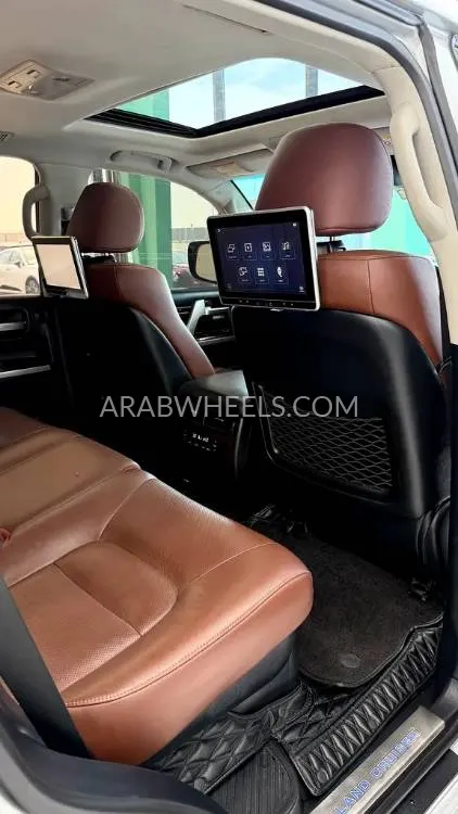 تويوتا لاند كروزر 2021 for Sale in أبو ظبي Image-15