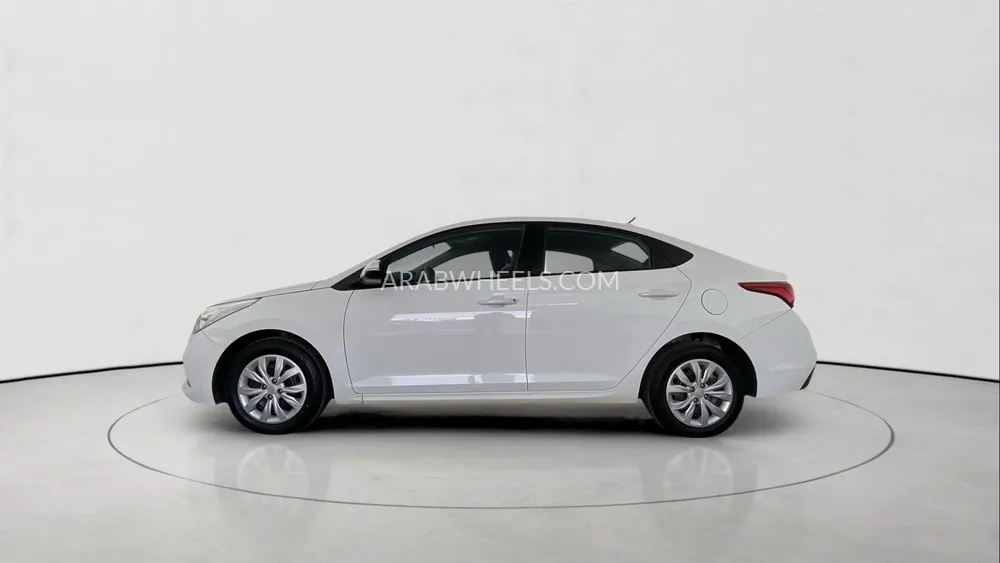 Hyundai Accent 2020 for Sale in Dubai Image-7