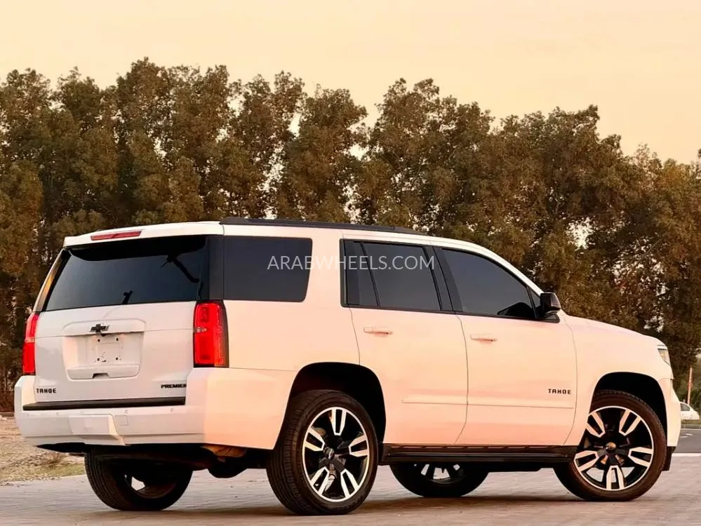 Chevrolet Tahoe 2019 for Sale in Sharjah Image-14