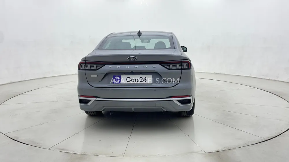 Ford Taurus 2024 for Sale in Dubai Image-4