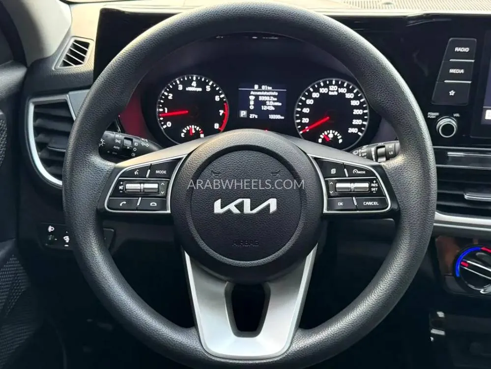 Kia Seltos 2023 for Sale in Sharjah Image-6