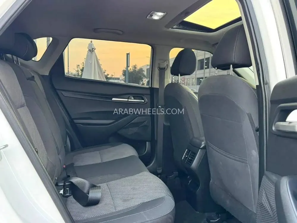 Kia Seltos 2023 for Sale in Sharjah Image-17