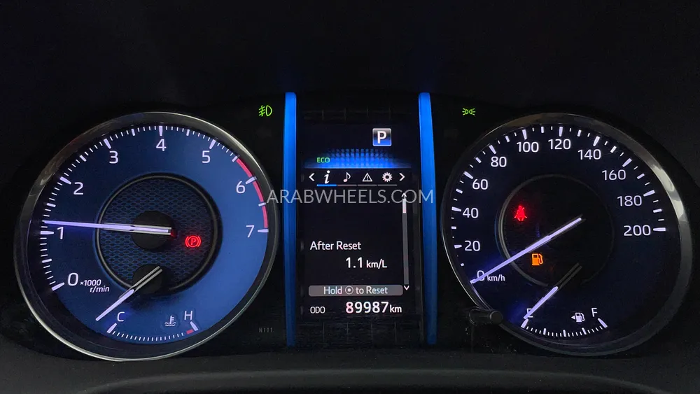 Toyota Fortuner 2023 for Sale in Dubai Image-13