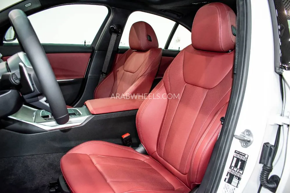 بي إم دبليو الفئة الثالثة 2026 for Sale in أبو ظبي Image-10