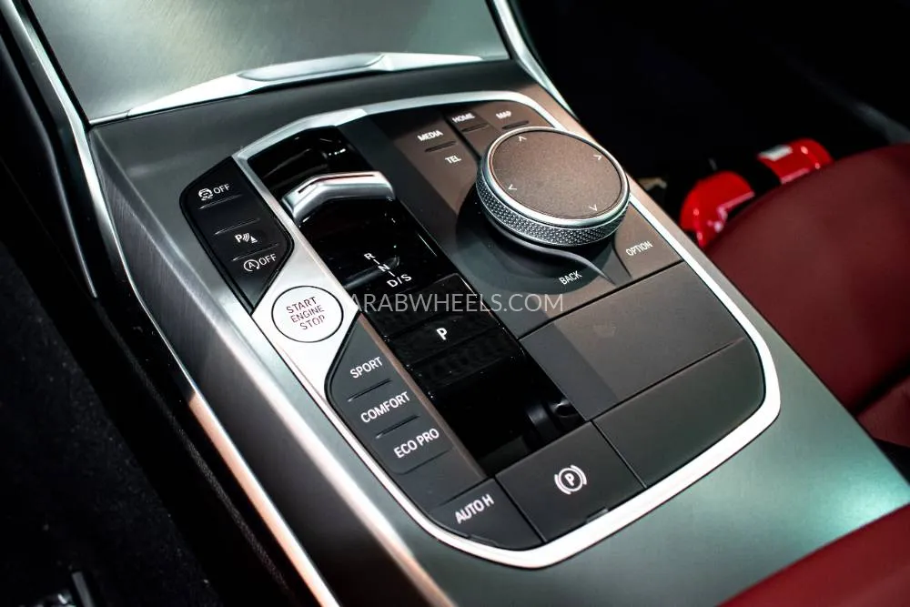 بي إم دبليو الفئة الثالثة 2026 for Sale in أبو ظبي Image-13