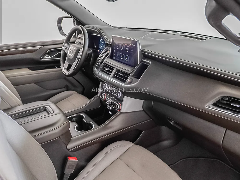 جي إم سي يوكون 2023 for Sale in دبي Image-11