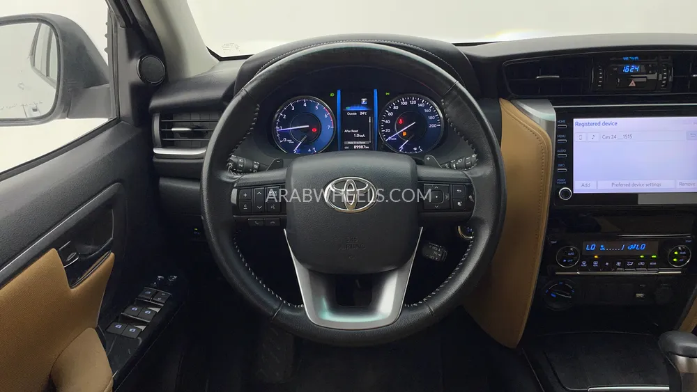 Toyota Fortuner 2023 for Sale in Dubai Image-17