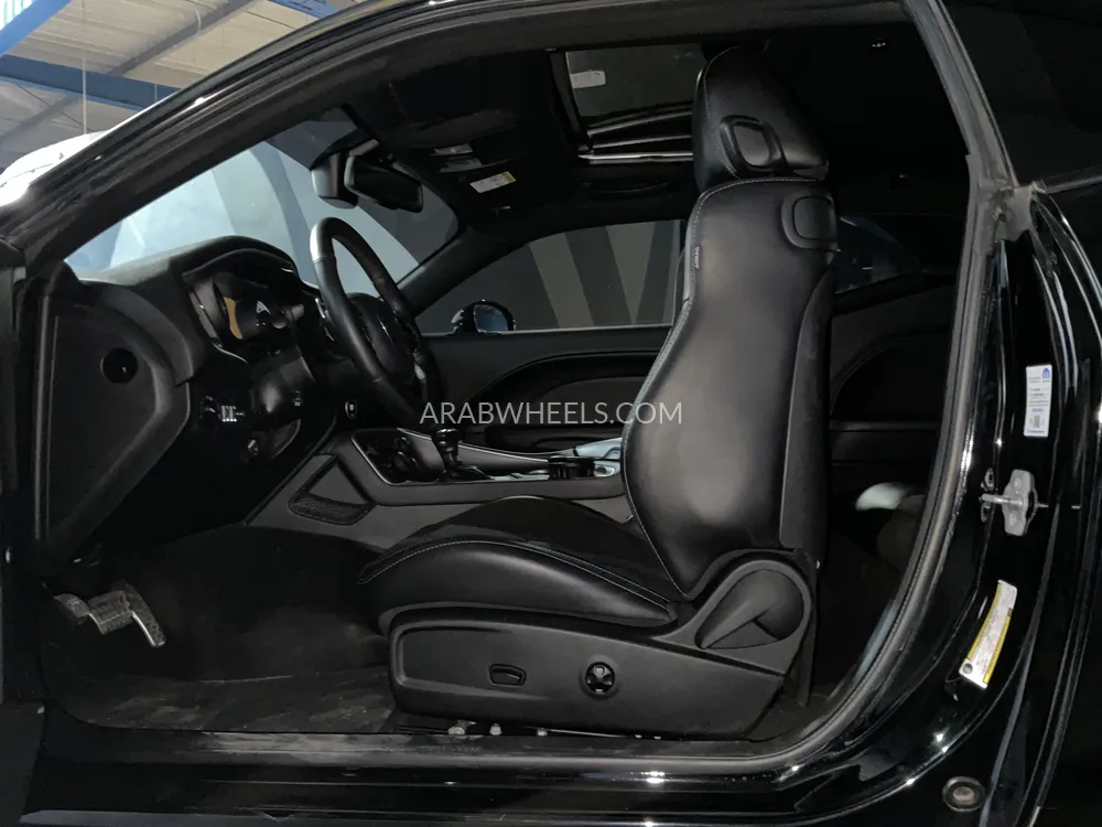 دودج تشالينجر 2019 for Sale in الشارقة Image-7