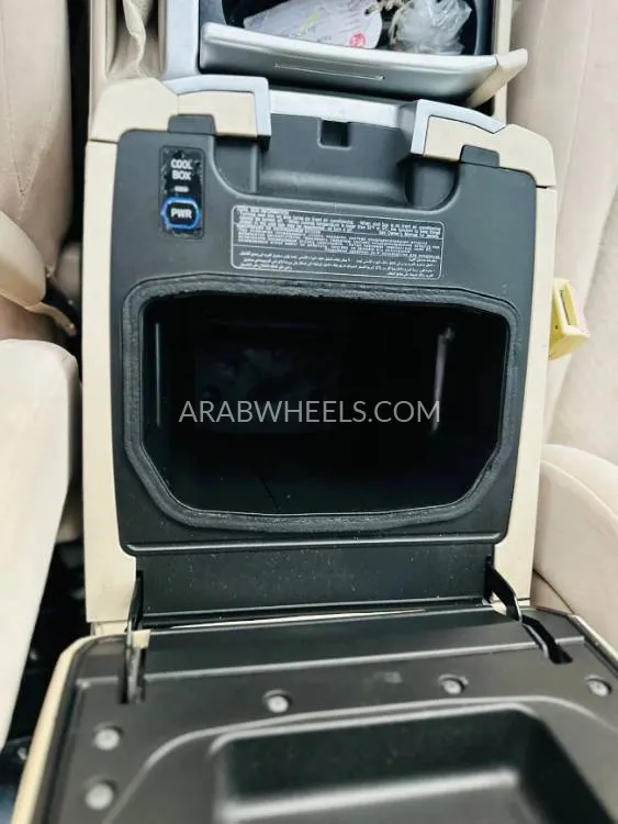 Toyota Land Cruiser 2020 for Sale in Dubai Image-12