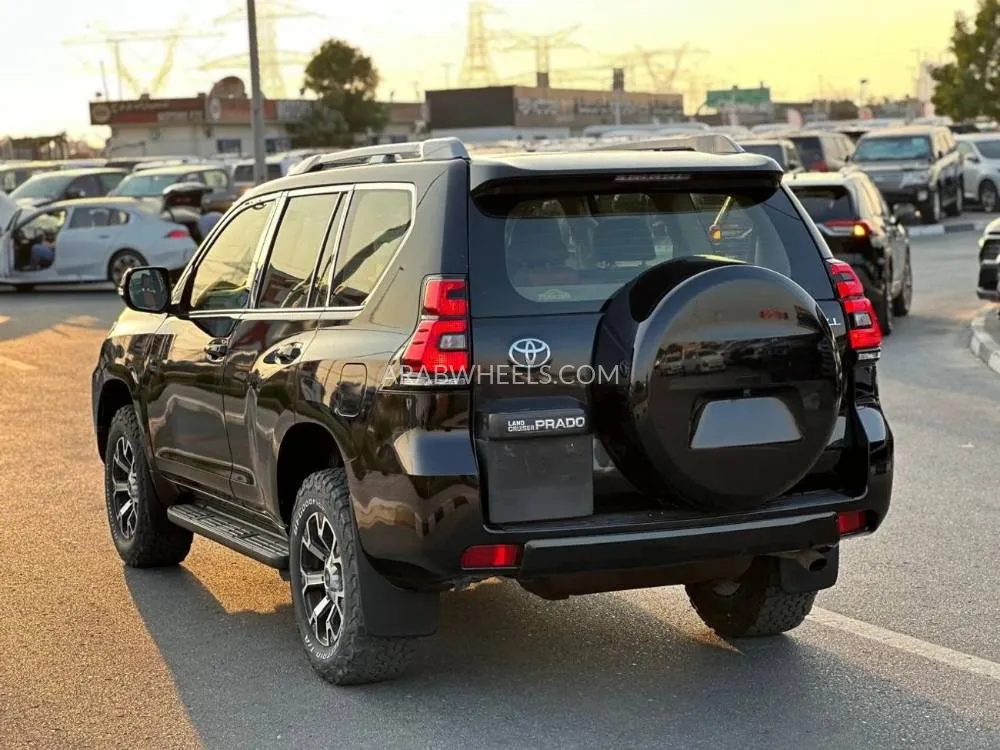 Toyota Land Cruiser Prado 2013 for Sale in Dubai Image-12