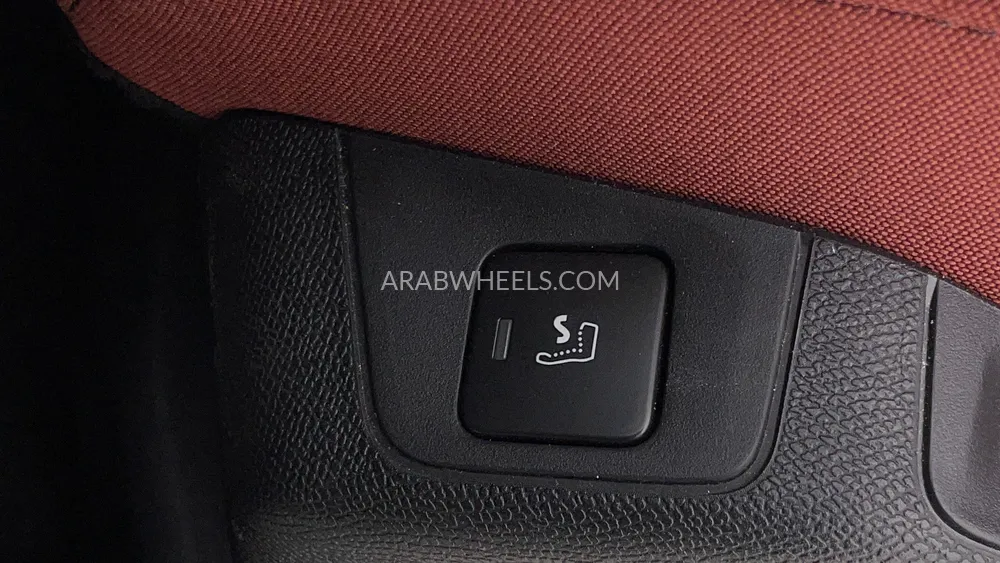 بيجو 3008 2025 for Sale in دبي Image-58