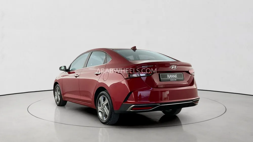 Hyundai Accent 2022 for Sale in Sharjah Image-4
