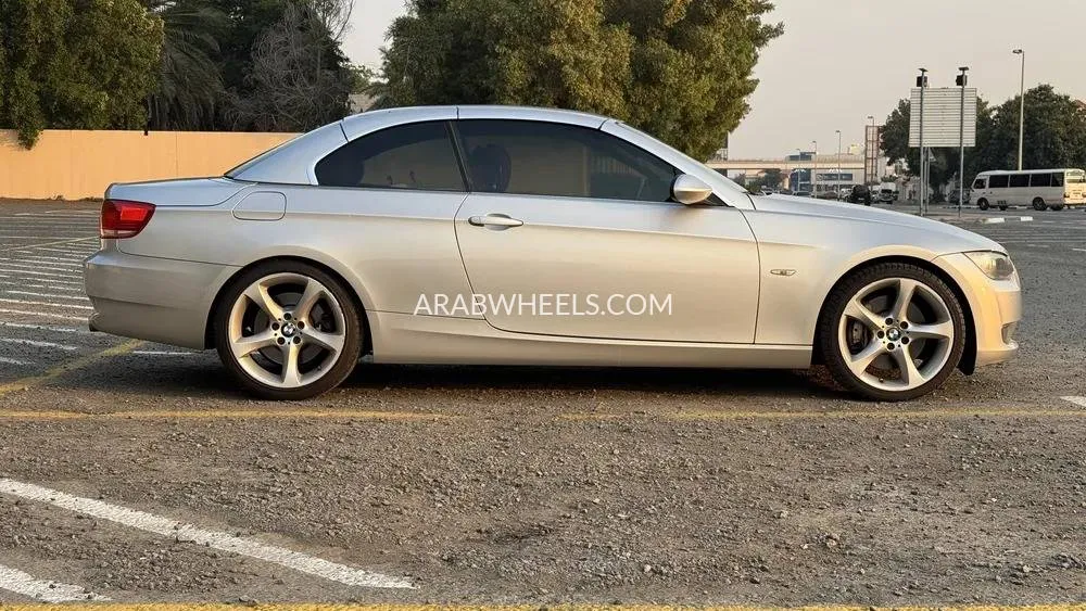 بي إم دبليو الفئة الثالثة 2009 for Sale in رأس الخيمة Image-7