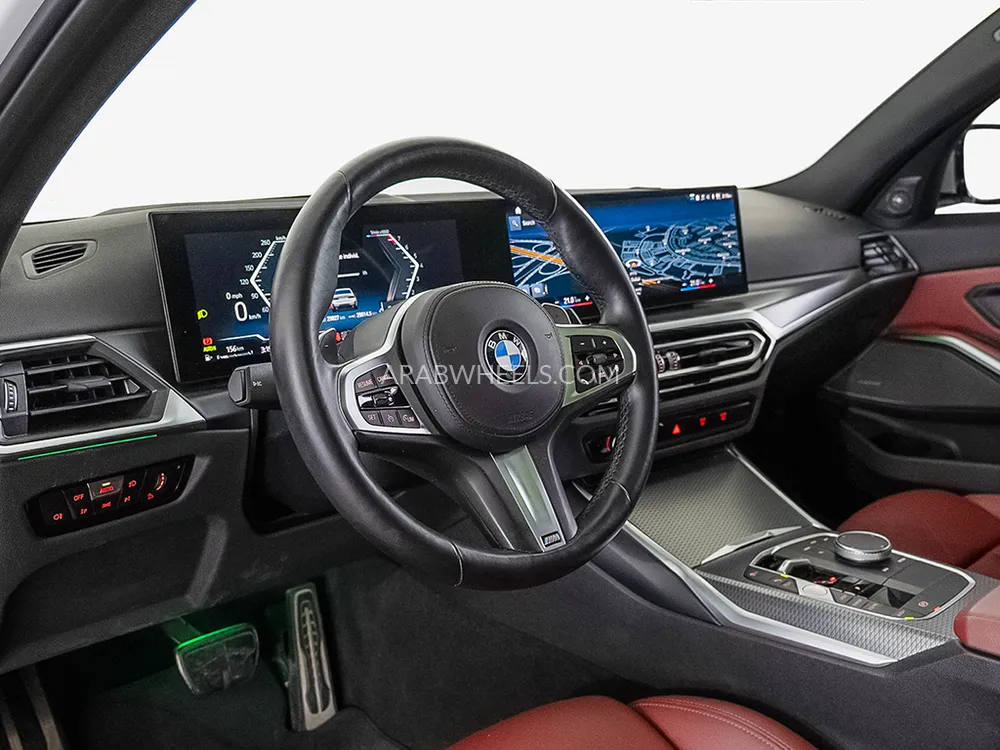 بي إم دبليو الفئة الثالثة 2023 for Sale in دبي Image-7