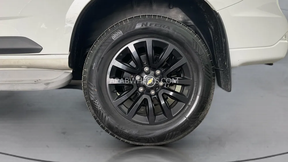 Chevrolet Trailblazer 2018 for Sale in Dubai Image-9