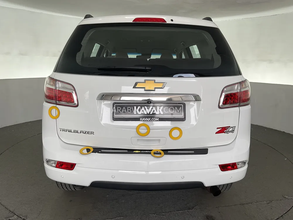 Chevrolet Trailblazer 2018 for Sale in Dubai Image-29