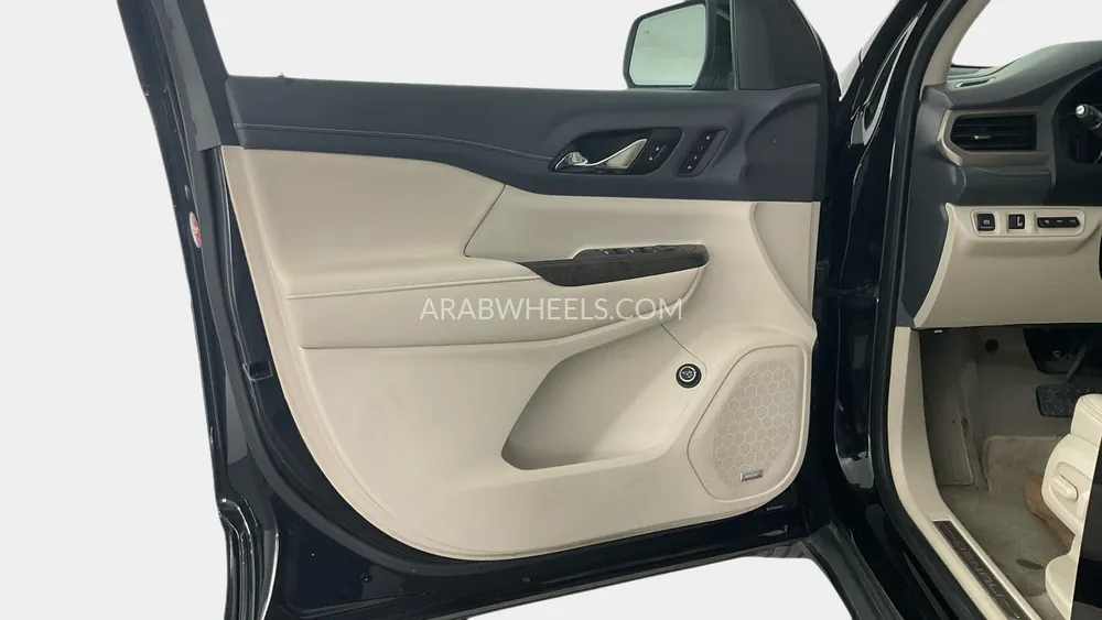 GMC Acadia 2020 for Sale in Sharjah Image-18