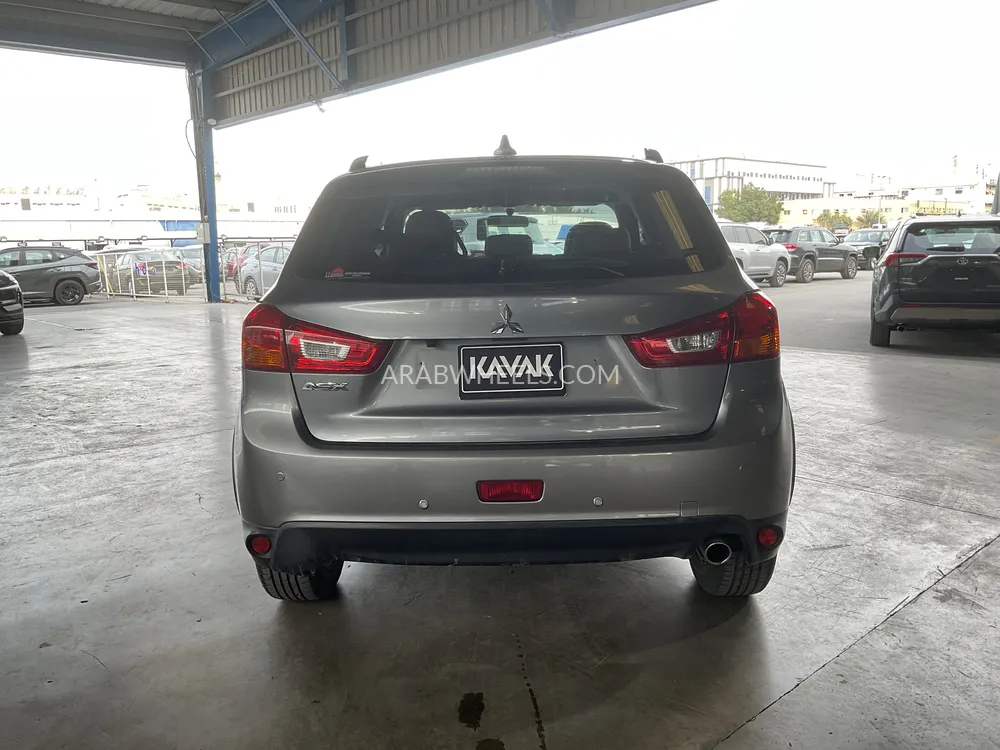 Mitsubishi ASX 2017 for Sale in Sharjah Image-5