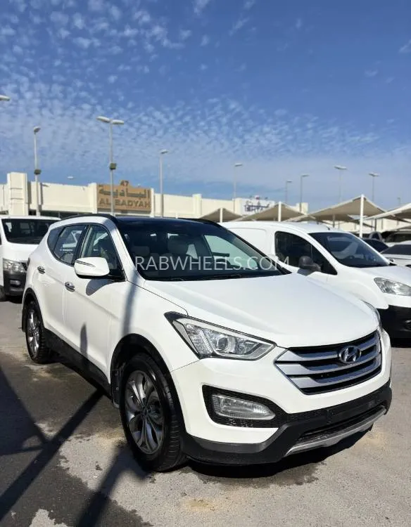 هيونداي سانتا في 2014 for Sale in الشارقة Image-11