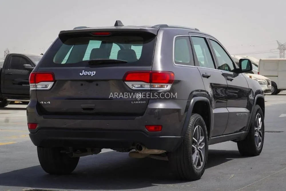 Jeep Cherokee 2021 for Sale in Dubai Image-3