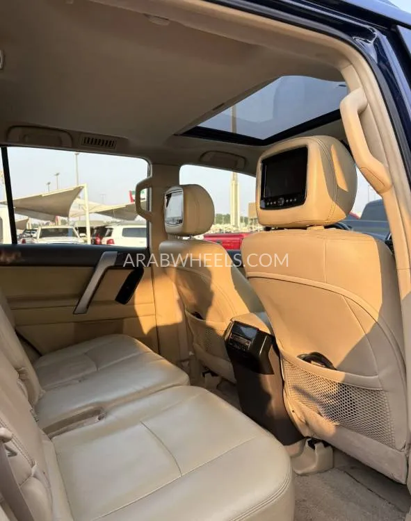 Toyota Land Cruiser Prado 2015 for Sale in Sharjah Image-17