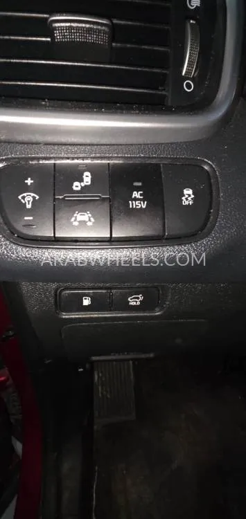 Kia Sorento 2019 for Sale in Ajman Image-7