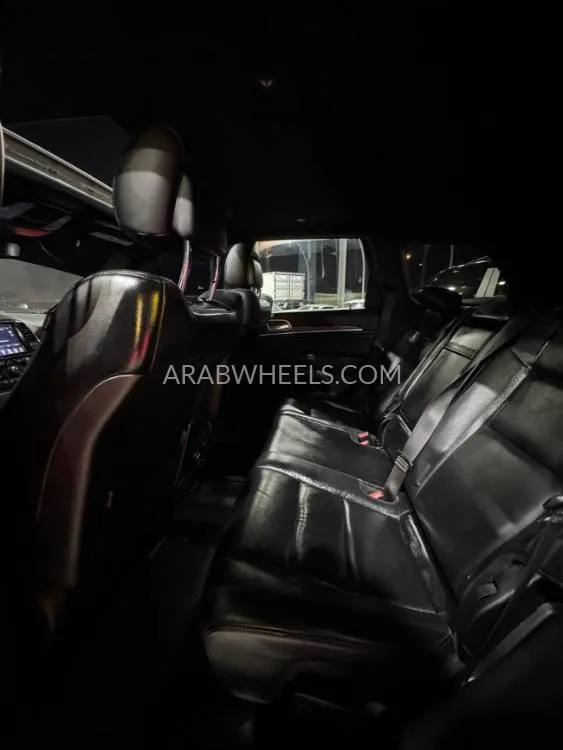 Jeep Cherokee 2019 for Sale in Ajman Image-5