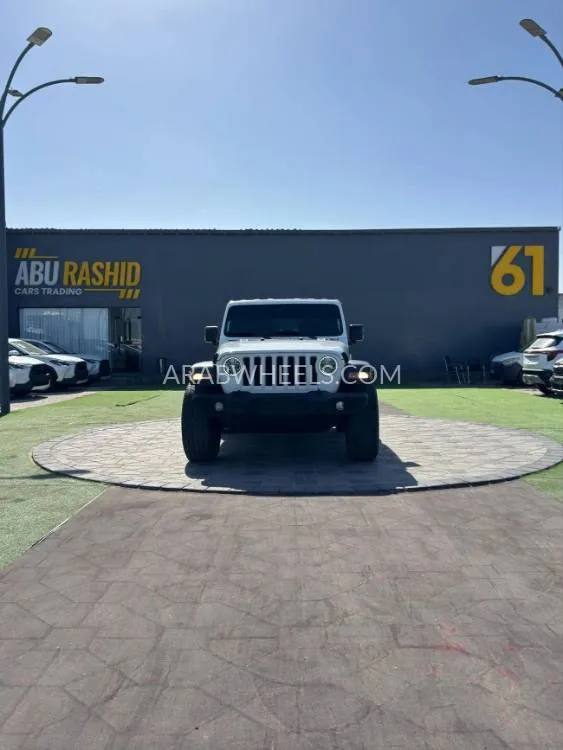 Jeep Wrangler 2018 for Sale in Ajman Image-2