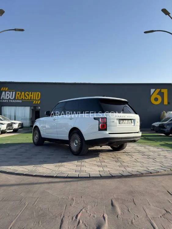 Land Rover Range Rover Sport 2018 for Sale in Ajman Image-9
