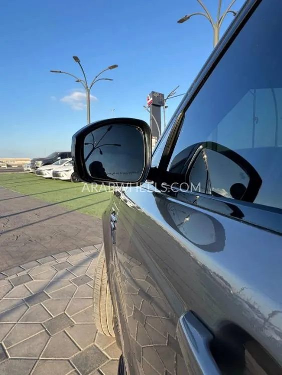 Land Rover Range Rover Sport 2015 for Sale in Ajman Image-4