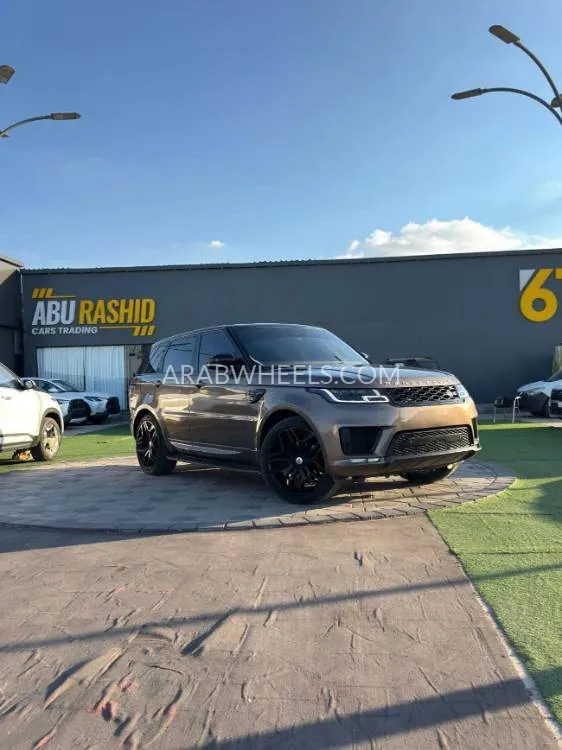 Land Rover Range Rover Sport 2015 for Sale in Ajman Image-10