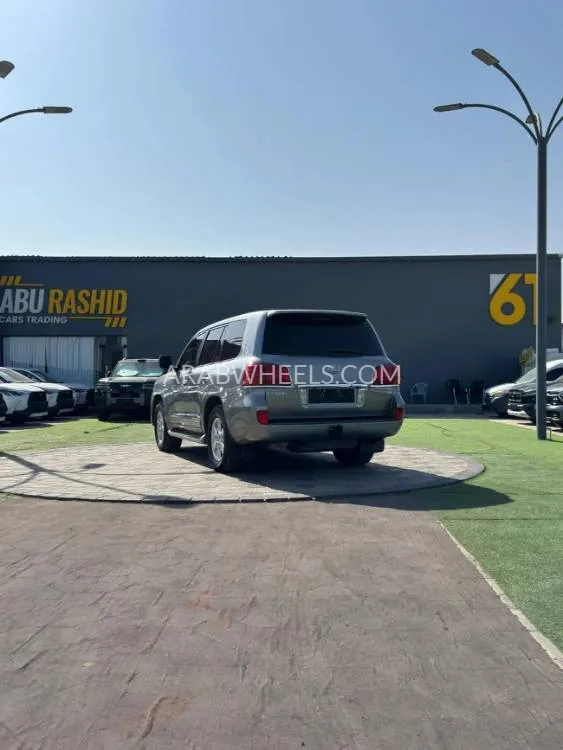 Lexus LX 2010 for Sale in Ajman Image-16