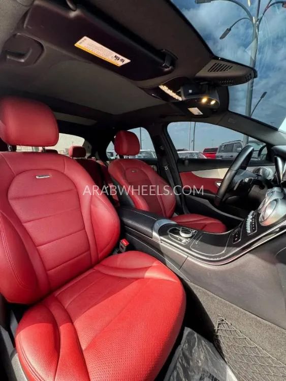 مرسيدس بنز كلاس C 2019 for Sale in عجمان Image-10