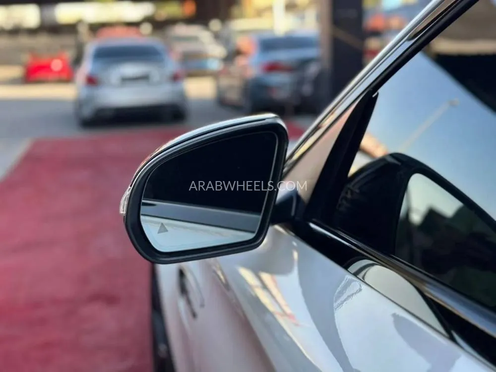 Mercedes Benz C Class 2015 for Sale in Ajman Image-3