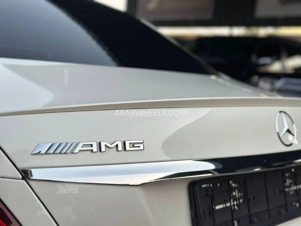 Mercedes Benz E Class 2019 for Sale in Ajman Image-23