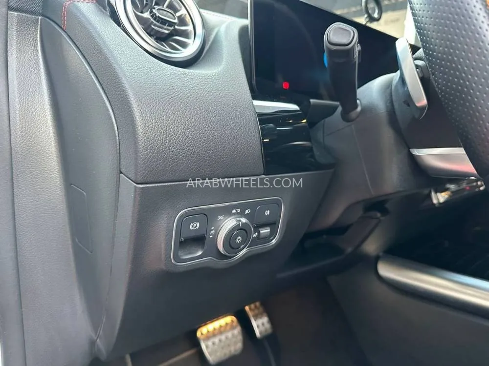 Mercedes Benz EQE 2023 for Sale in Ajman Image-14