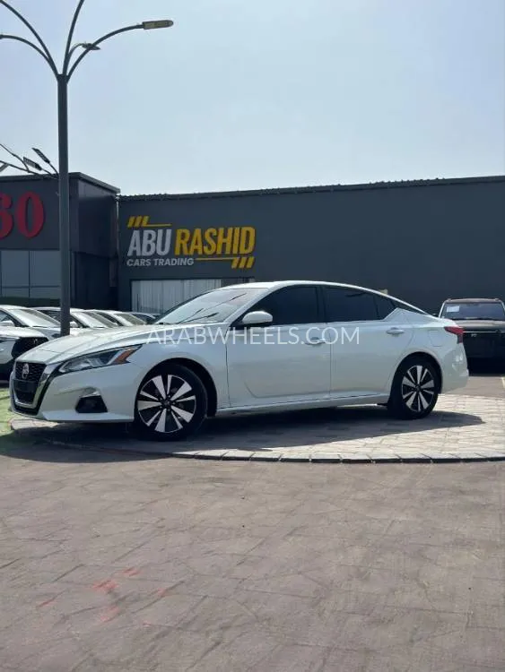 Nissan Altima 2020 for Sale in Ajman Image-12