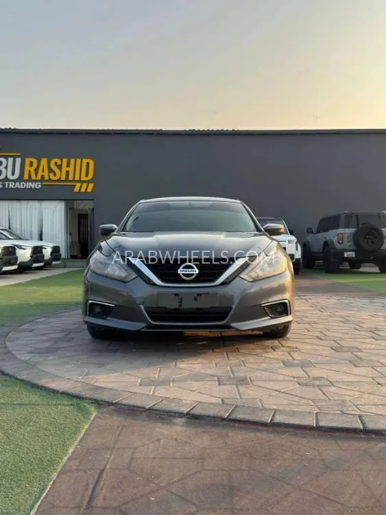 Nissan Altima 2018 for Sale in Ajman Image-2