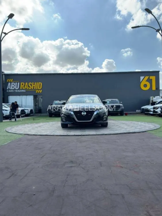 Nissan Altima 2020 for Sale in Ajman Image-8