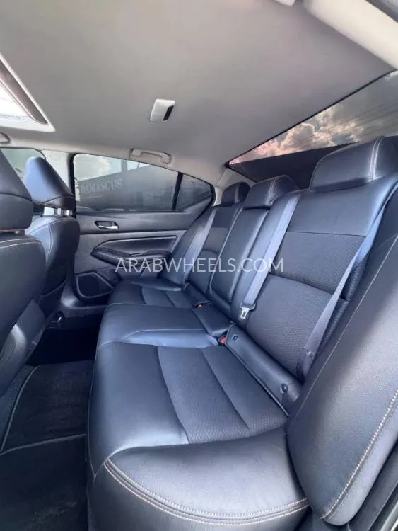 Nissan Altima 2020 for Sale in Ajman Image-9