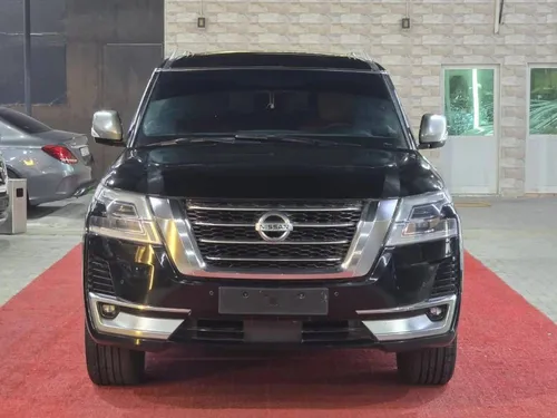 Nissan Patrol 5.6L LE Platinum 2013