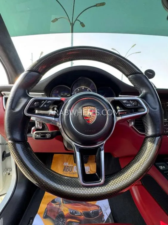 Porsche Macan 2015 for Sale in Ajman Image-4