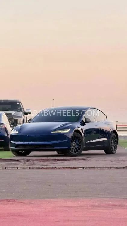 Tesla Model 3 2024 for Sale in Ajman Image-5