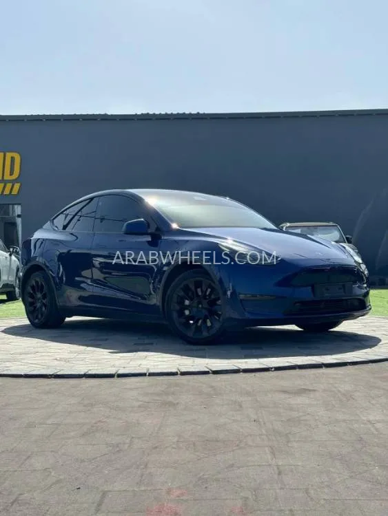 Tesla Model Y 2022 for Sale in Ajman Image-3