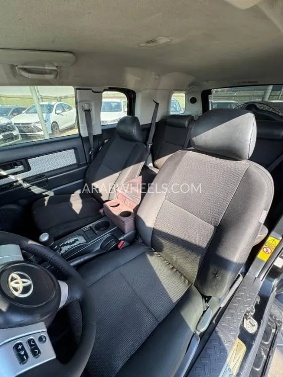 تويوتا إف جي كروزر 2009 for Sale in عجمان Image-5