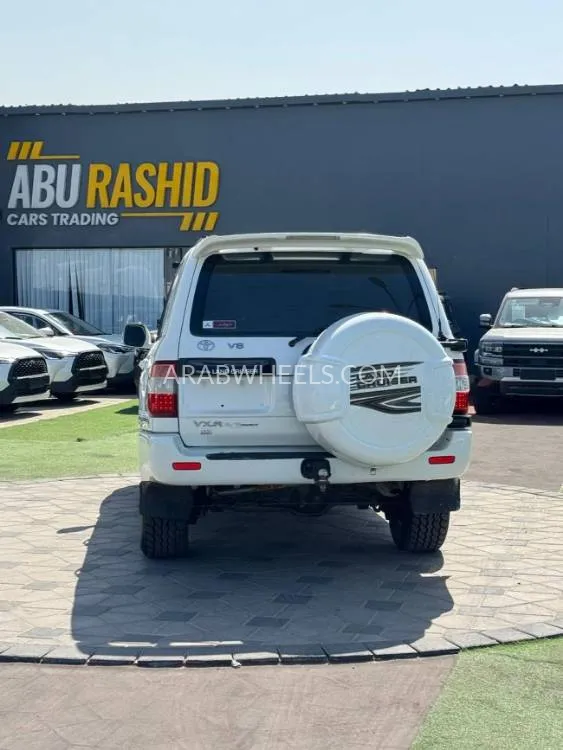 Toyota Land Cruiser 2006 for Sale in Ajman Image-24