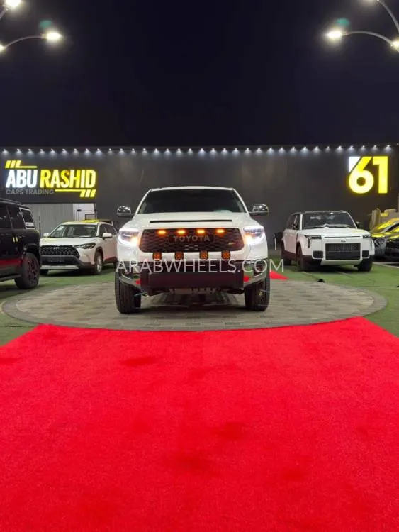 Toyota Tundra 2017 for Sale in Ajman Image-2