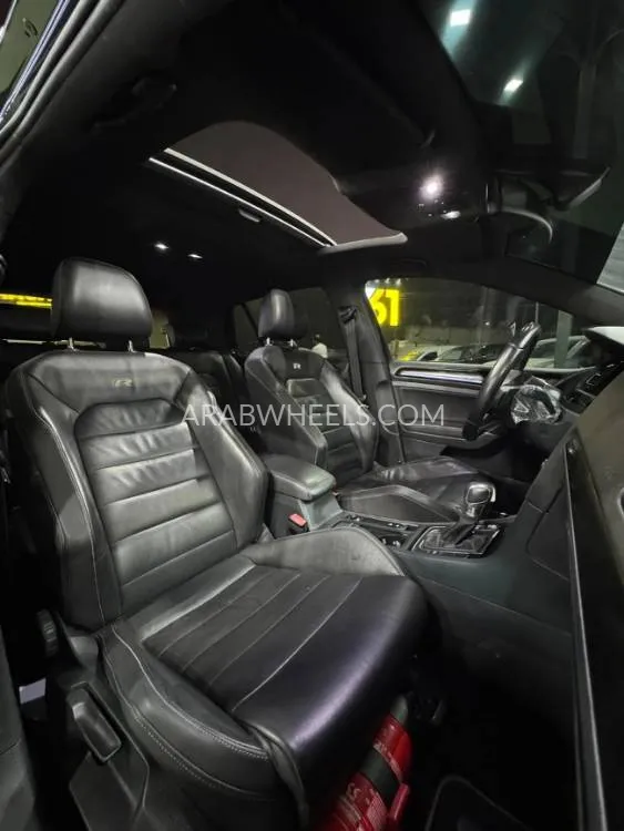 Volkswagen Golf 2016 for Sale in Ajman Image-4