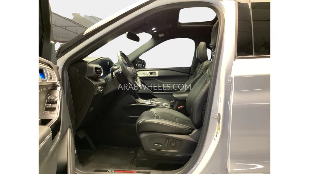 Ford Explorer 2021 for Sale in Sharjah Image-12